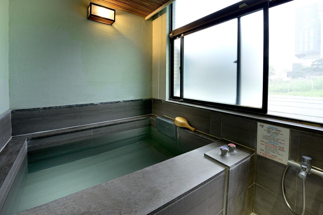 Bed and Breakfast 松語墅溫泉居 Pine Hot Spring Jiaoxi Exterior foto